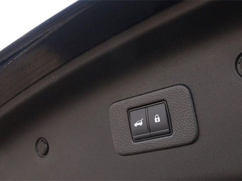 Certified 2024 Nissan Armada SL w/ Captain's Chairs Package image 8