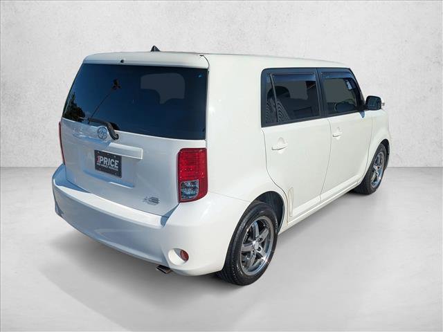 Used 2012 Scion xB FWD image 5