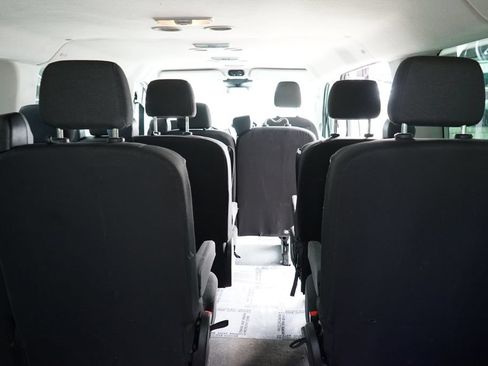 Used 2017 Ford Transit 350 XLT RWD image 26