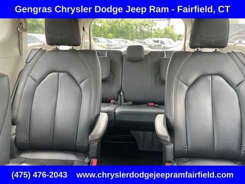Used 2020 Chrysler Pacifica Touring-L Plus FWD image 66