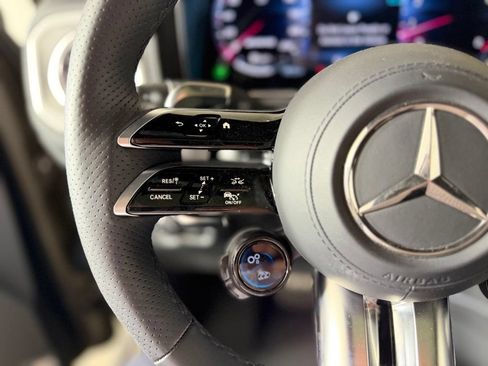 Used 2025 Mercedes-Benz G 63 AMG 4MATIC image 30