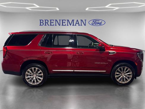 Used 2022 GMC Yukon Denali w/ Denali Premium Package AWD/4WD image 5