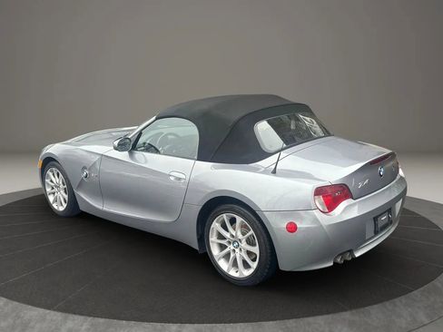 Used 2006 BMW Z4 3.0i image 11