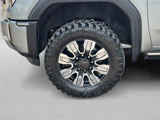 Used 2024 GMC Sierra 2500 Denali w/ Technology Package AWD/4WD image 22