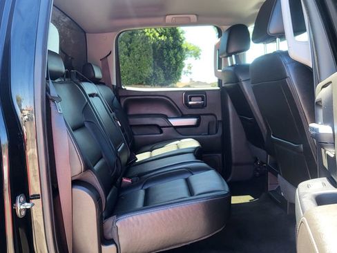 Used 2017 Chevrolet Silverado 1500 LT w/ Texas Edition RWD image 17