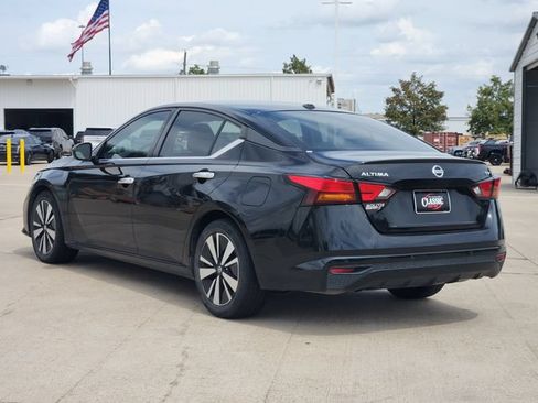 Used 2021 Nissan Altima 2.5 SV FWD image 5