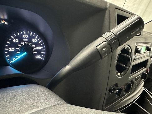 Used 2024 Ford E-350 and Econoline 350 Super Duty image 23