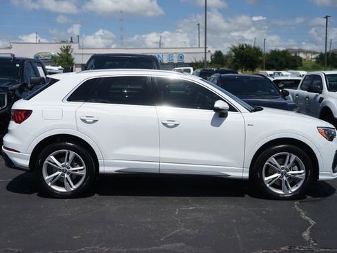 Used 2020 Audi Q3 2.0T Premium AWD/4WD image 5