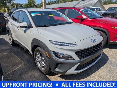 Used 2023 Hyundai Kona SEL w/ Cargo Package FWD image 1