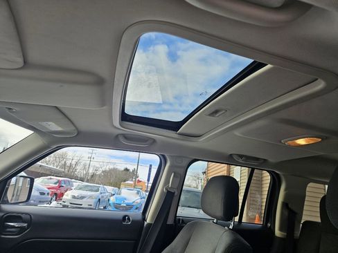 Used 2013 Jeep Patriot Latitude w/ Sun/Sound Group image 18