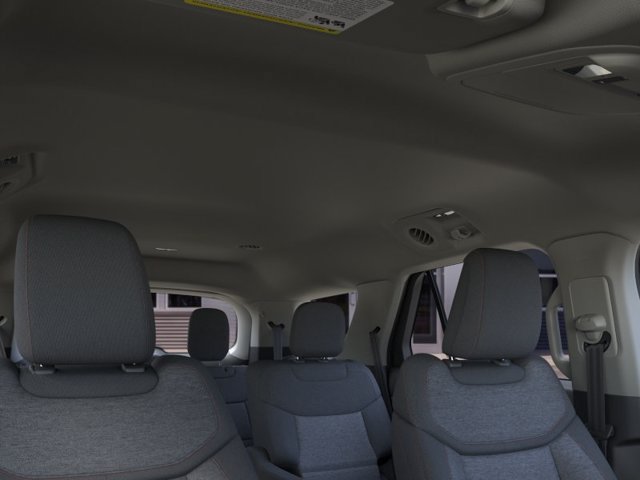 Used 2026 Ford Explorer Active AWD/4WD image 22