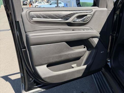 Used 2023 GMC Yukon Denali w/ Denali Reserve Package AWD/4WD image 19