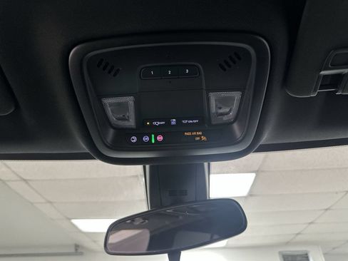 Used 2023 Chevrolet Traverse LT w/ LPO, Floor Liner Package AWD/4WD image 51