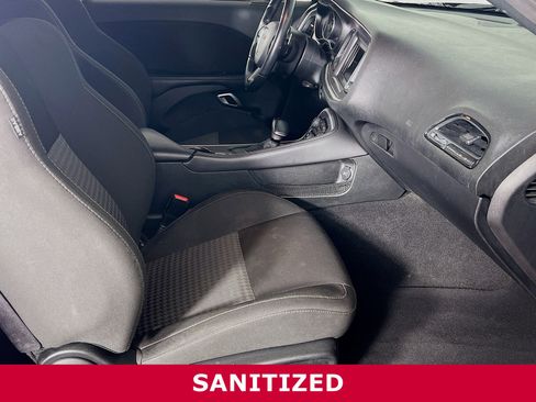 Used 2020 Dodge Challenger R/T image 21