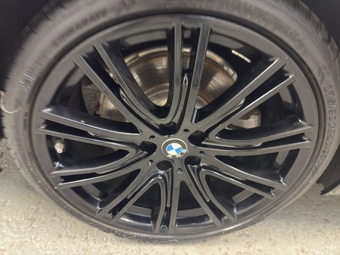 Used 2019 BMW 540i w/ M Sport Package image 36