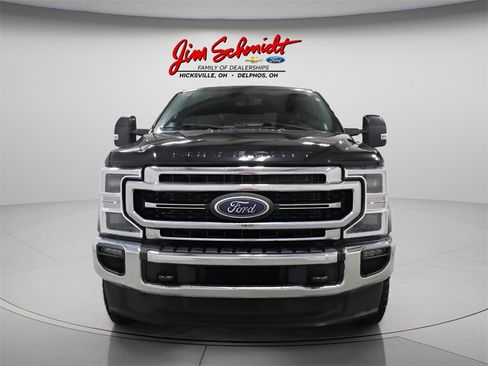 Used 2022 Ford F350 Lariat image 3