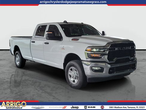 Used 2026 RAM 2500 Tradesman AWD/4WD image 1