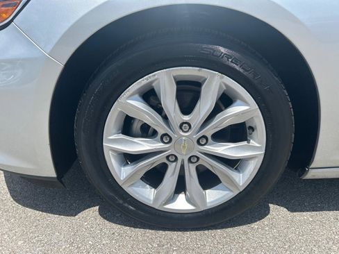 Used 2020 Chevrolet Malibu LT FWD image 11