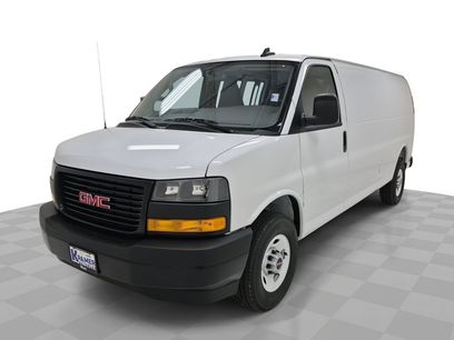 New 2025 GMC Savana 2500 Extended w/ Enhanced Convenience Package