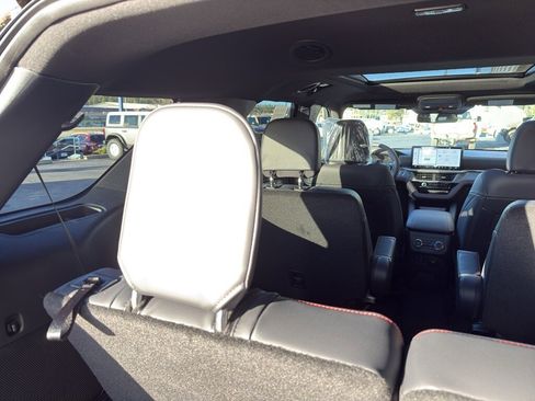 New 2026 Ford Explorer ST w/ Sun And Sound Package image 7