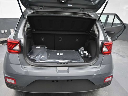 New 2026 Hyundai Venue SEL FWD image 14