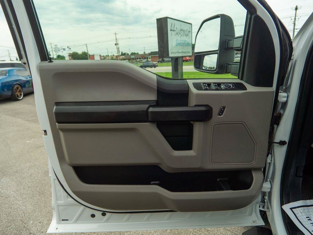 Used 2021 Ford F250 XL w/ Power Equipment Group AWD/4WD image 16