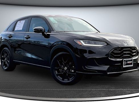 Used 2024 Honda HR-V Sport image 1