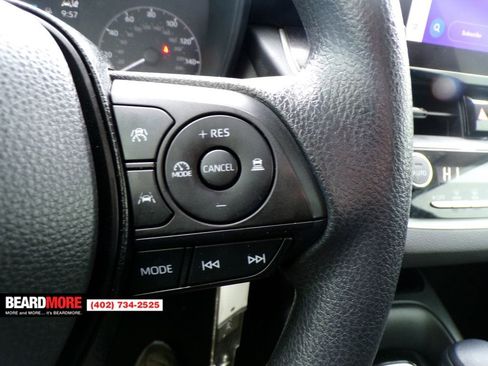 Used 2023 Toyota Corolla LE image 26