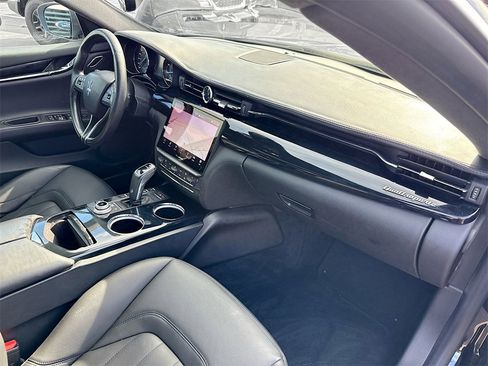 Used 2022 Maserati Quattroporte GT image 33