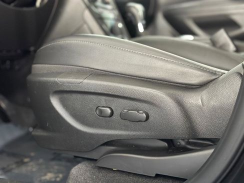 Used 2017 Buick Encore Sport Touring FWD image 21
