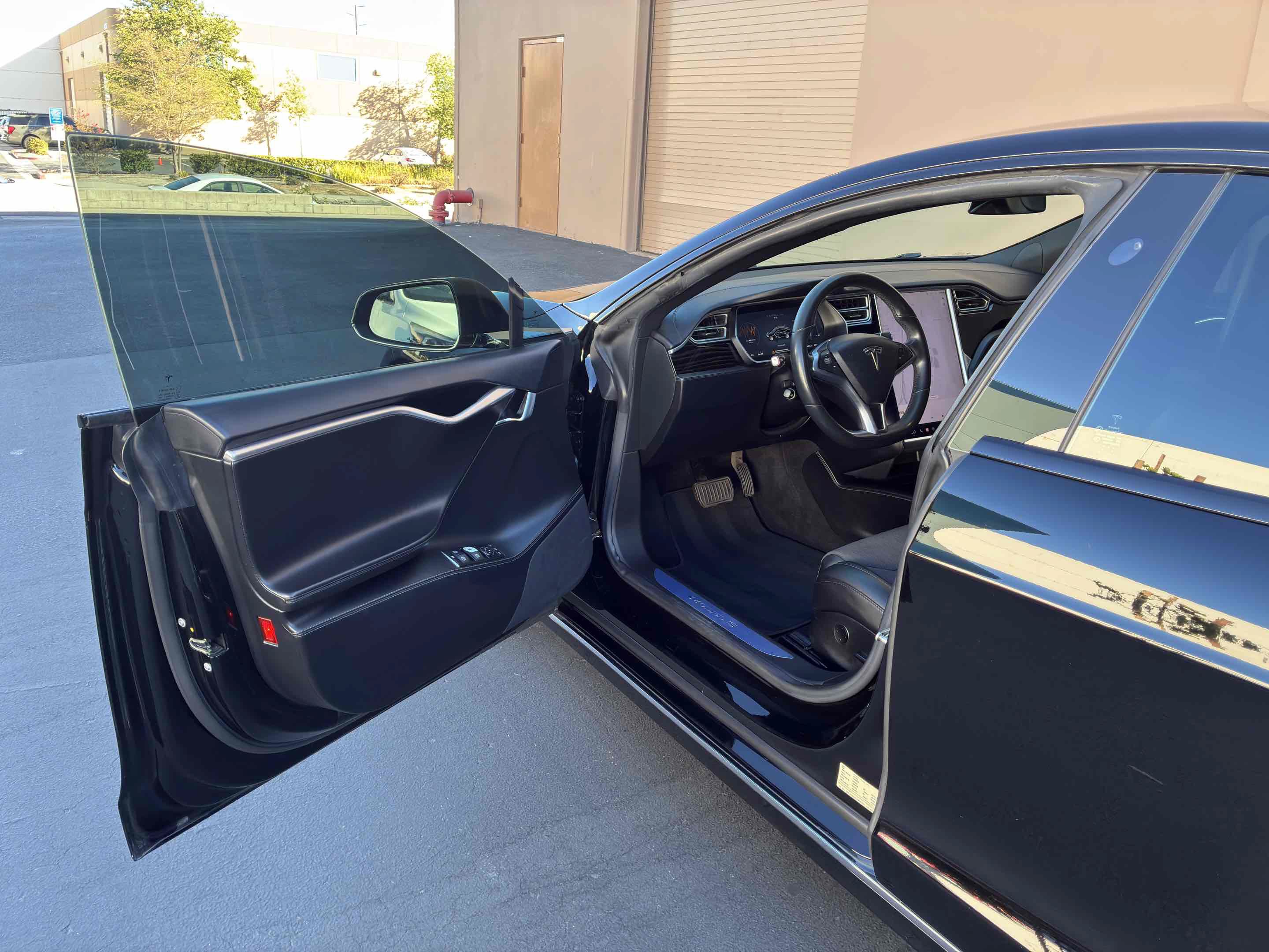 Used 2017 Tesla Model S 75 RWD image 35