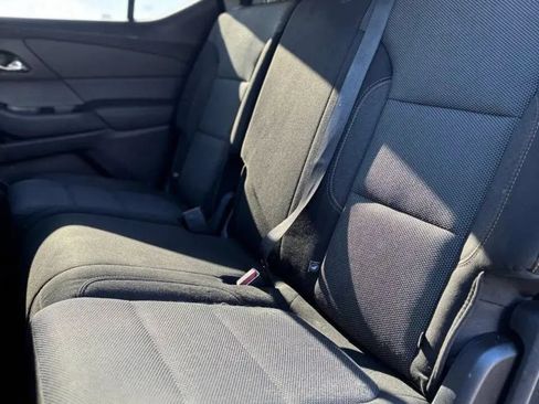 Used 2019 Chevrolet Traverse LS AWD/4WD image 15