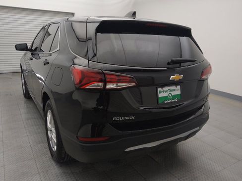 Used 2022 Chevrolet Equinox LT w/ Driver Convenience Package image 6