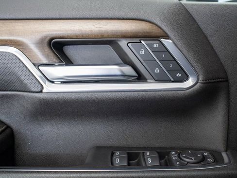 Used 2024 Chevrolet Silverado 3500 High Country w/ Technology Package image 13