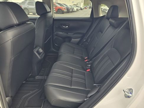 New 2026 Honda HR-V EX-L image 10