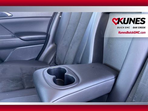 Used 2024 Mitsubishi Eclipse Cross SE image 13