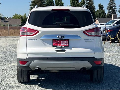 Used 2014 Ford Escape Titanium w/ Equipment Group 401A FWD image 8