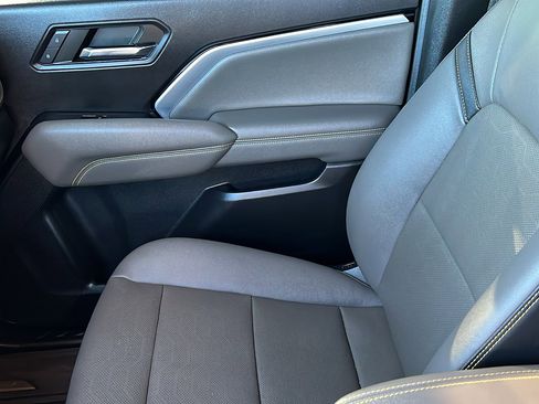 Certified 2023 Chevrolet Colorado ZR2 w/ ZR2 Convenience Package III image 20