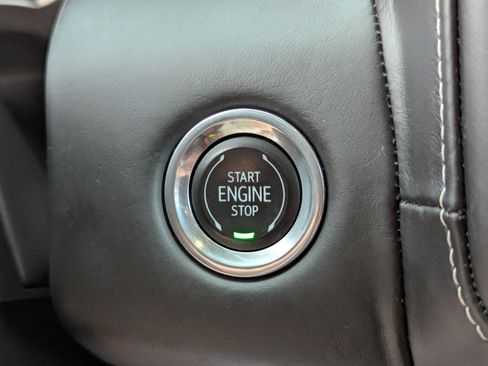 Used 2023 GMC Yukon Denali Ultimate w/ LPO, Floor Liner Package AWD/4WD image 33