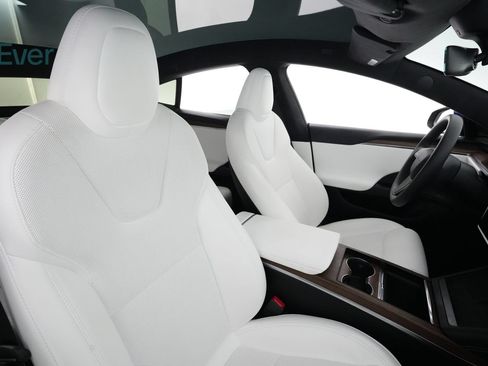 Used 2023 Tesla Model S Standard Range AWD/4WD image 23