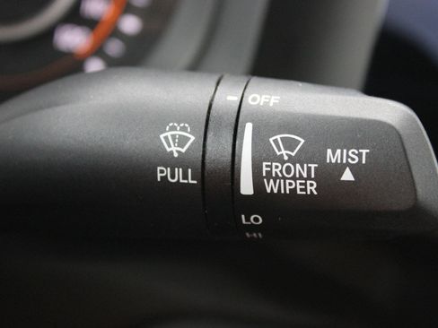 Used 2024 Jeep Wrangler Unlimited Sahara AWD/4WD image 28