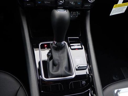 New 2026 Jeep Compass Latitude image 21