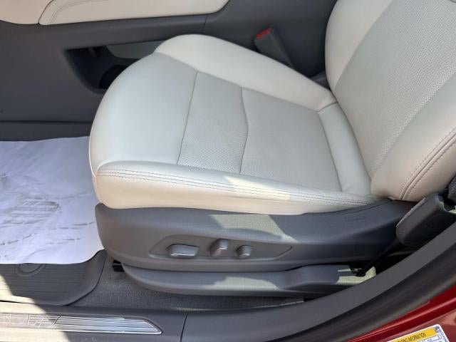 Used 2025 Cadillac XT5 Premium Luxury w/ Technology Package AWD/4WD image 14