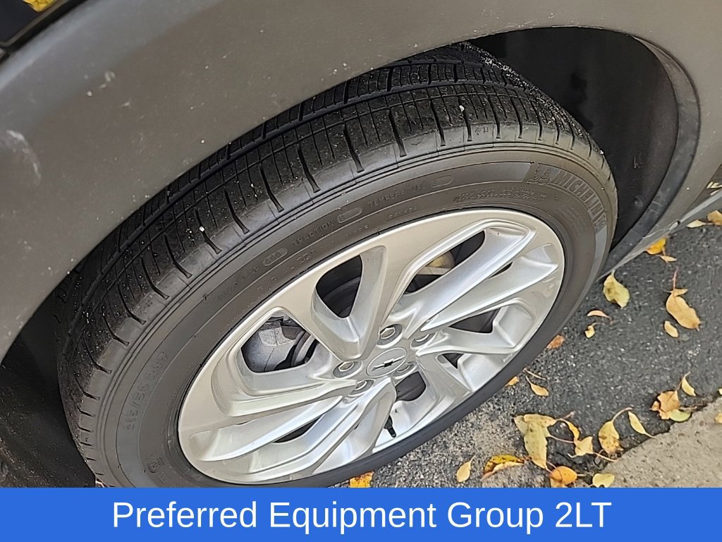 Used 2023 Chevrolet Bolt EUV LT FWD image 9