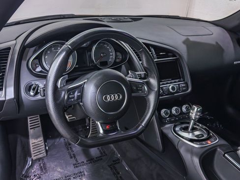 Used 2014 Audi R8 V8 AWD/4WD image 17