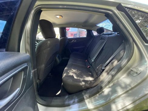 Used 2015 Chrysler 200 Limited w/ Convenience Group FWD image 27