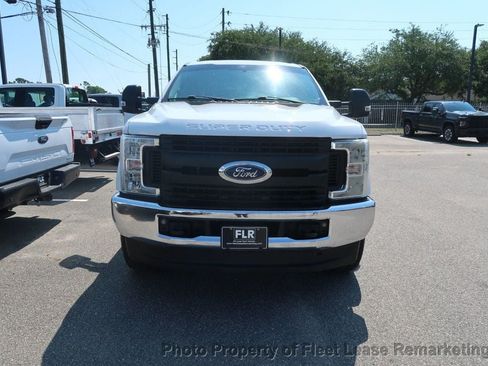 Used 2019 Ford F250 XL w/ Power Equipment Group AWD/4WD image 8