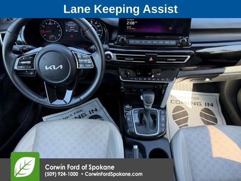 Used 2023 Kia Seltos EX AWD/4WD image 3