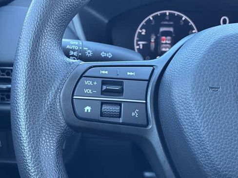 Certified 2026 Honda HR-V LX image 24