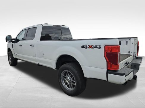 Used 2020 Ford F350 Platinum AWD/4WD image 2